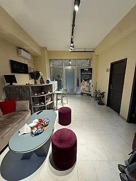 Satılır obyekt 174 m²