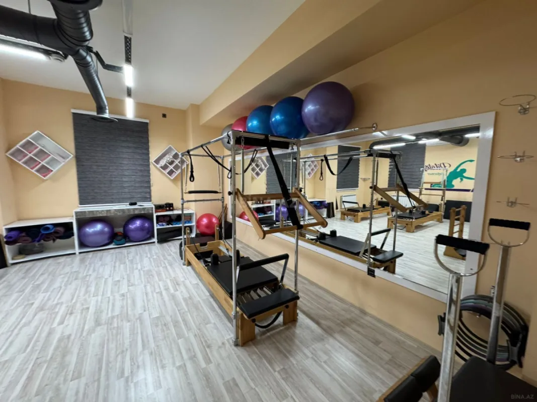 Satılır obyekt 174 m²