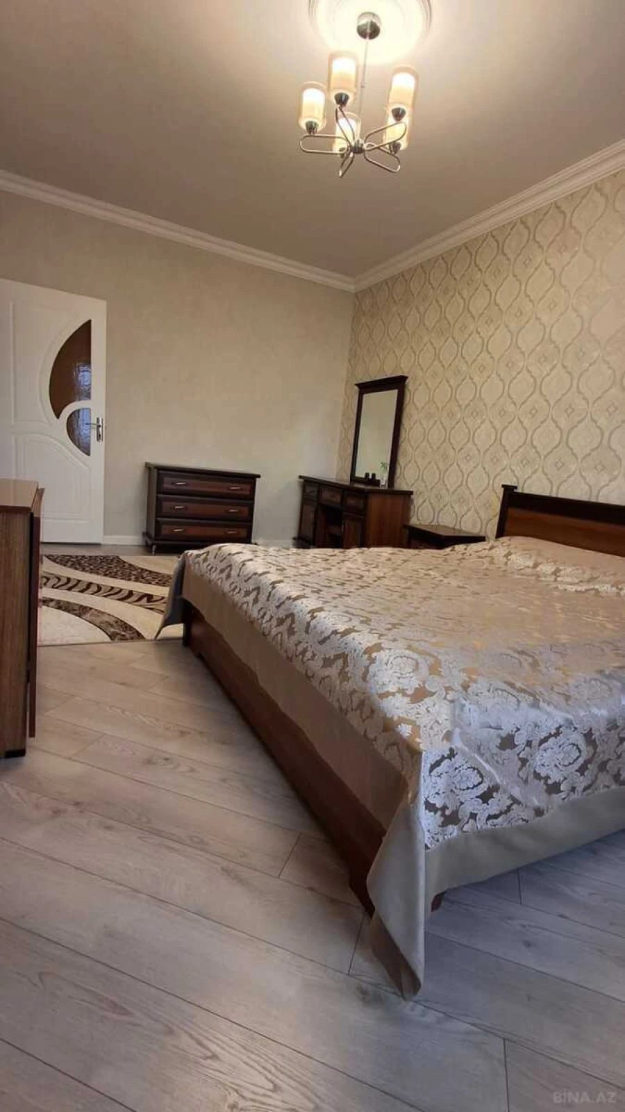 Satılır 3 otaqlı mənzil 90 m²