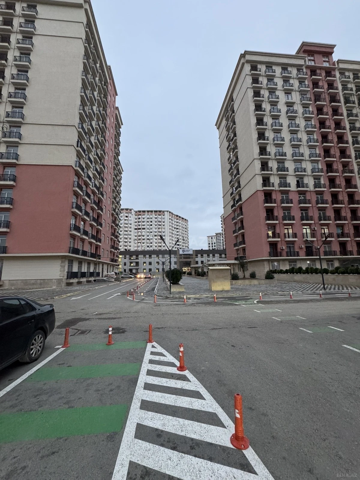 Satılır 2 otaqlı mənzil 65 m²