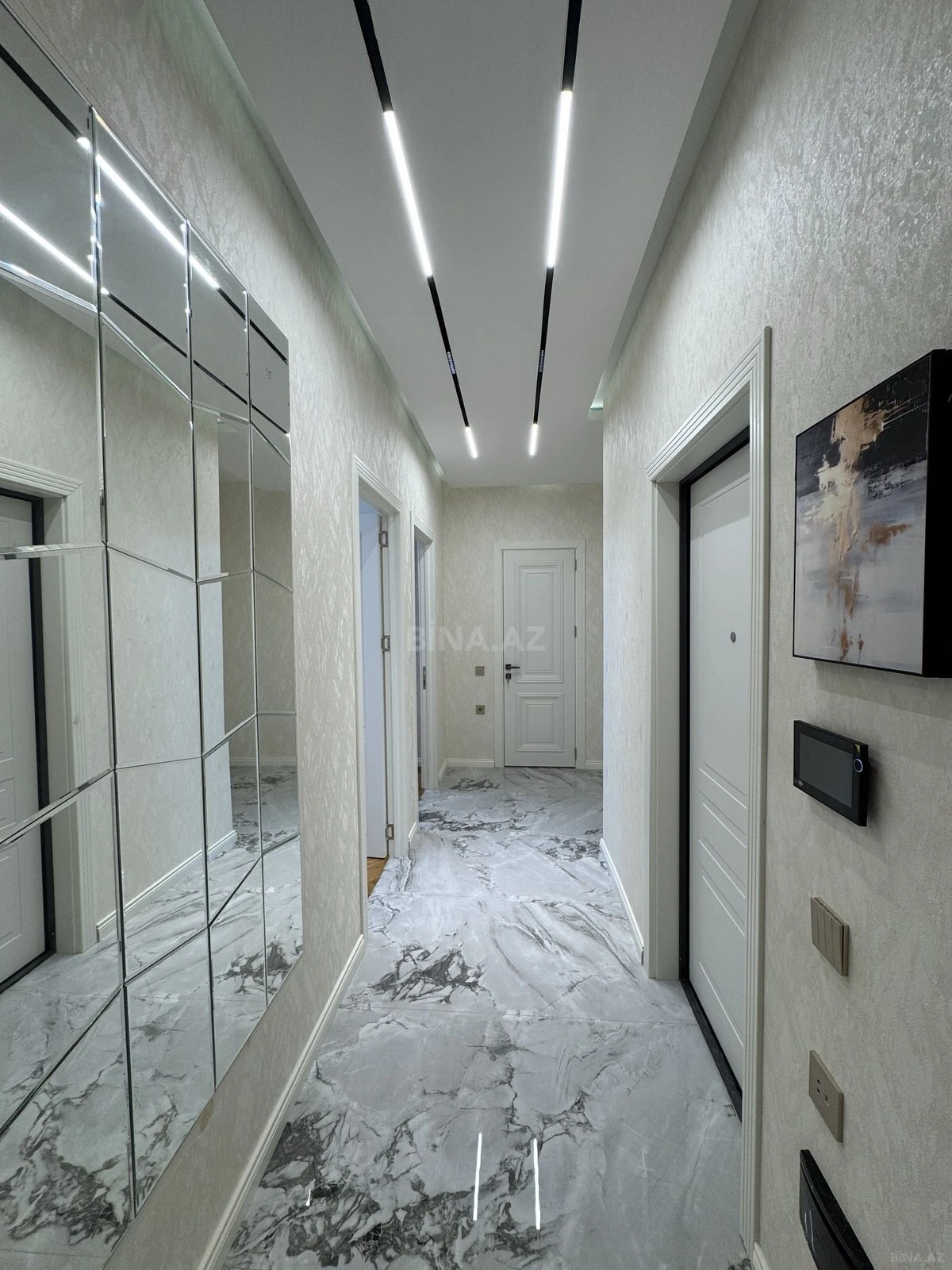 Satılır 2 otaqlı mənzil 65 m²