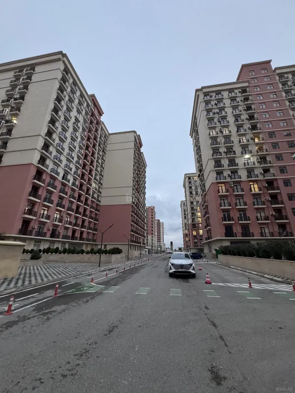 Satılır 2 otaqlı mənzil 65 m²