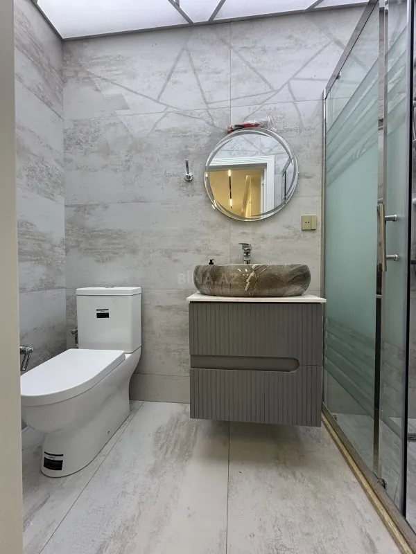 Satılır 2 otaqlı mənzil 65 m²