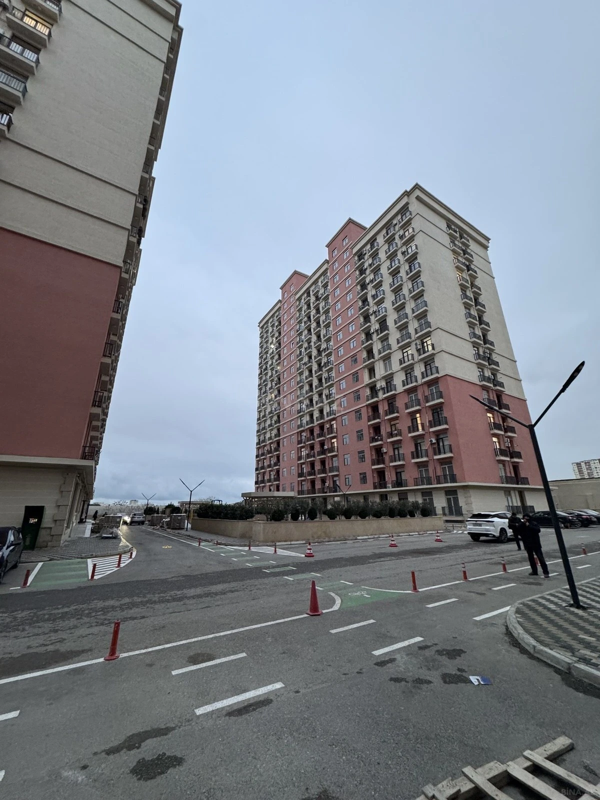 Satılır 2 otaqlı mənzil 80 m²