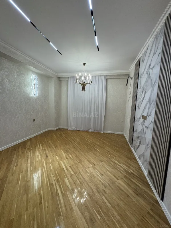 Satılır 2 otaqlı mənzil 80 m²