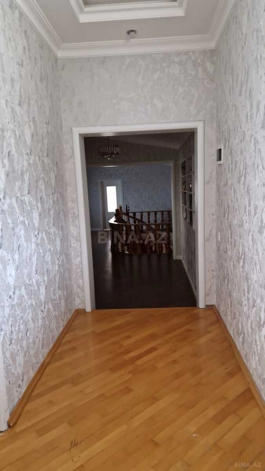 Satılır 7 otaqlı həyət evi 420 m²