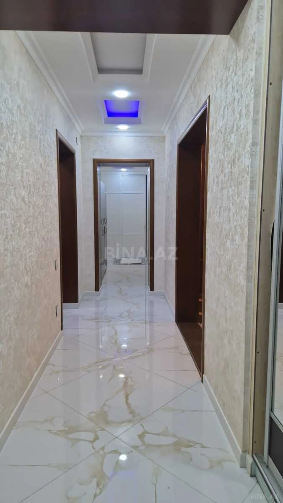 Satılır 7 otaqlı həyət evi 420 m²