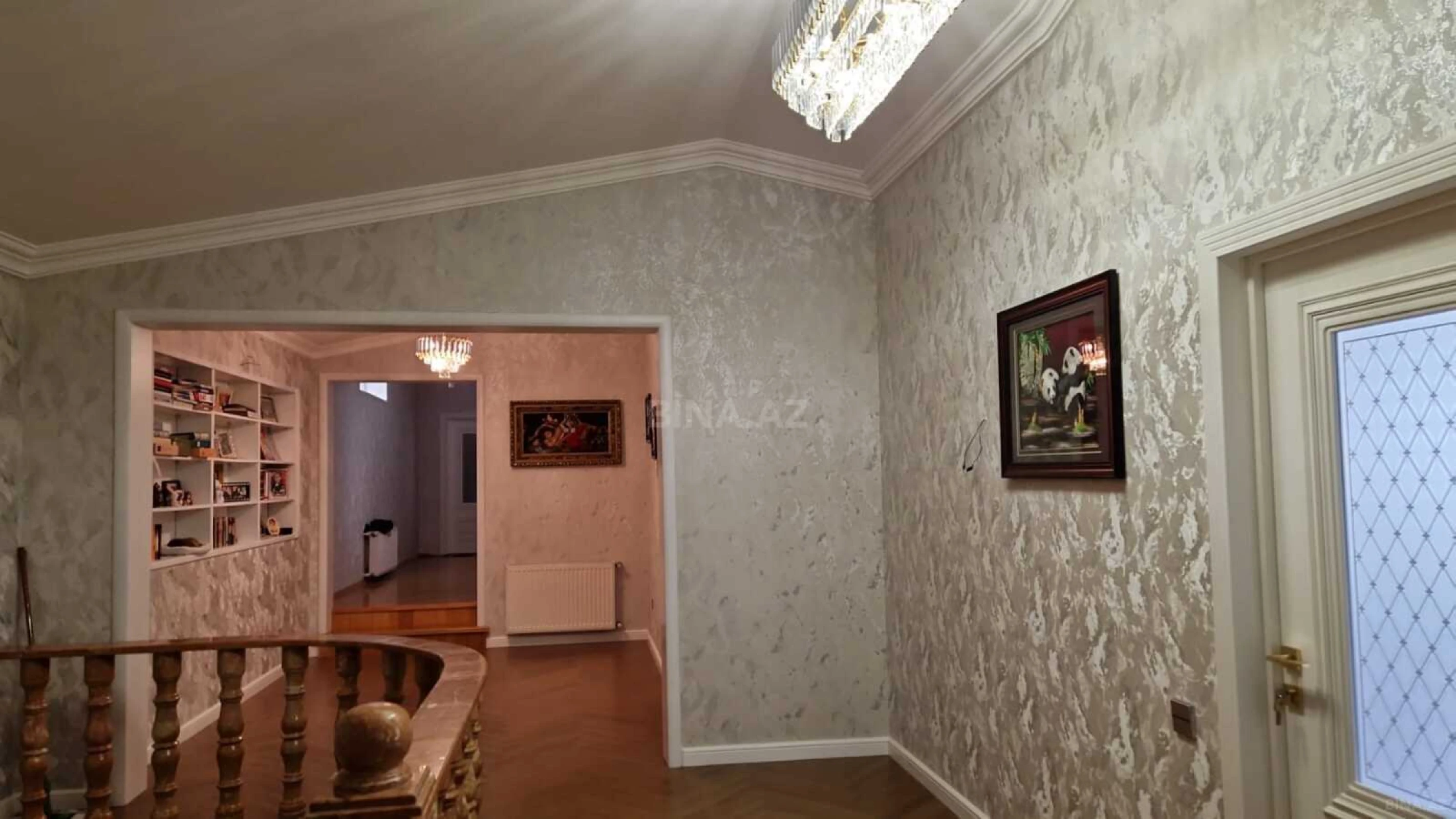 Satılır 7 otaqlı həyət evi 420 m²