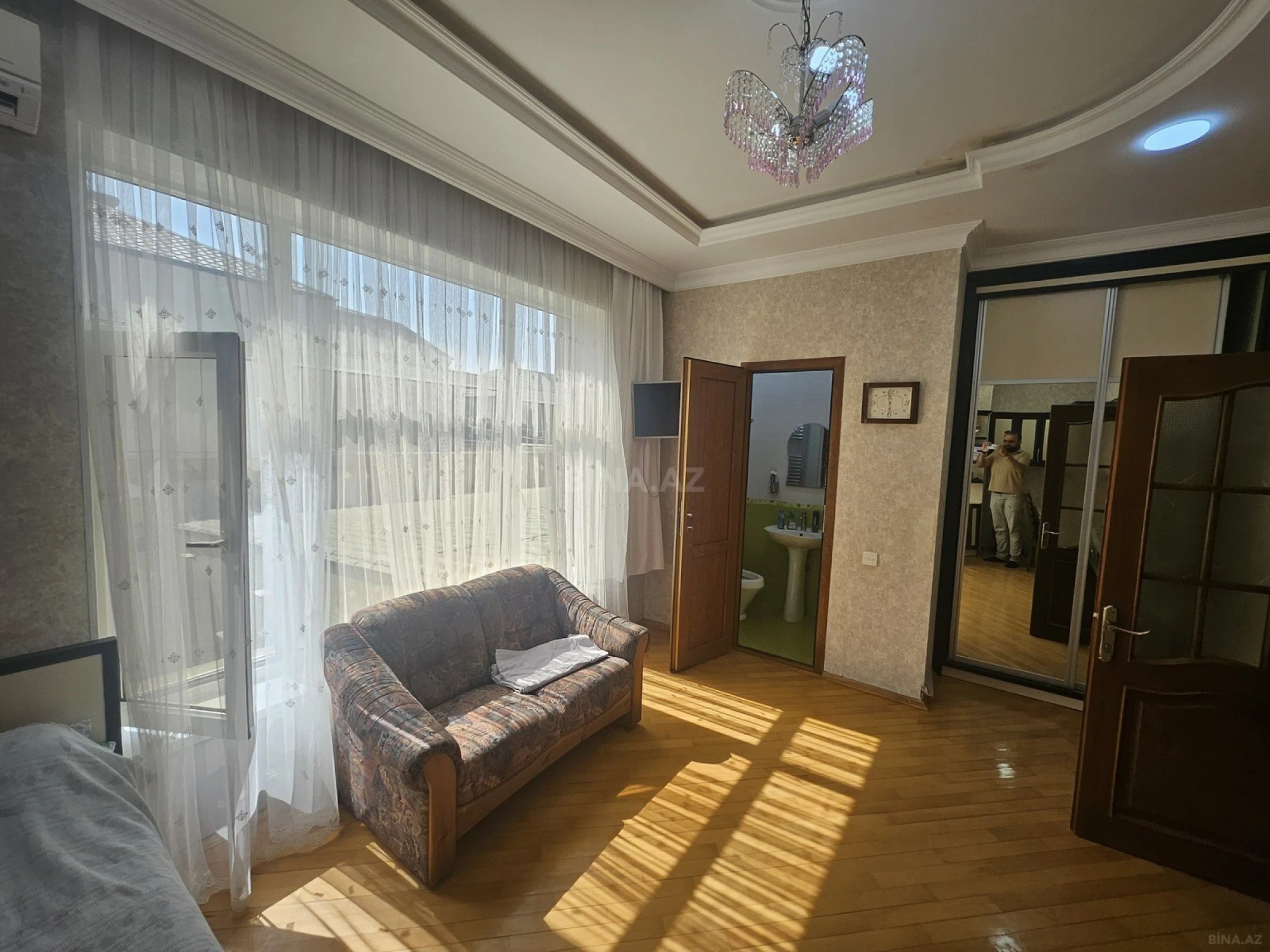 Satılır 7 otaqlı həyət evi 420 m²