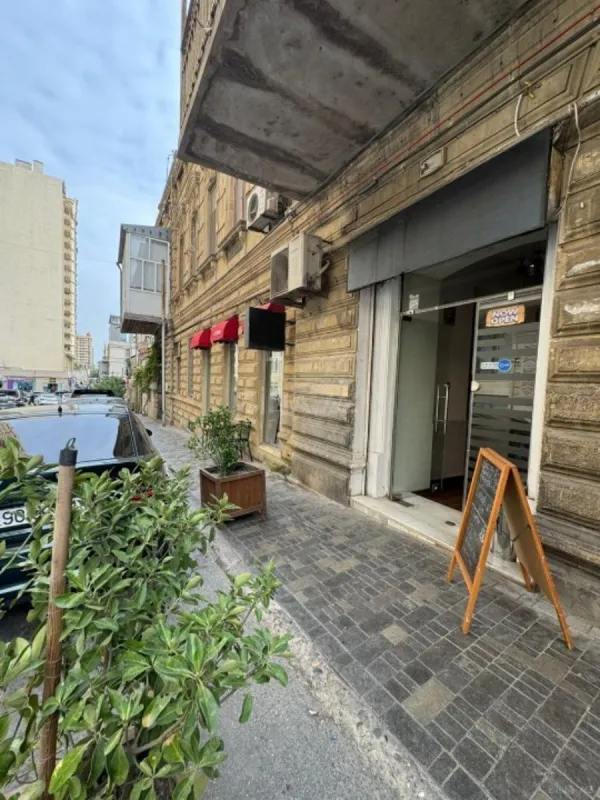 Satılır obyekt 110 m²