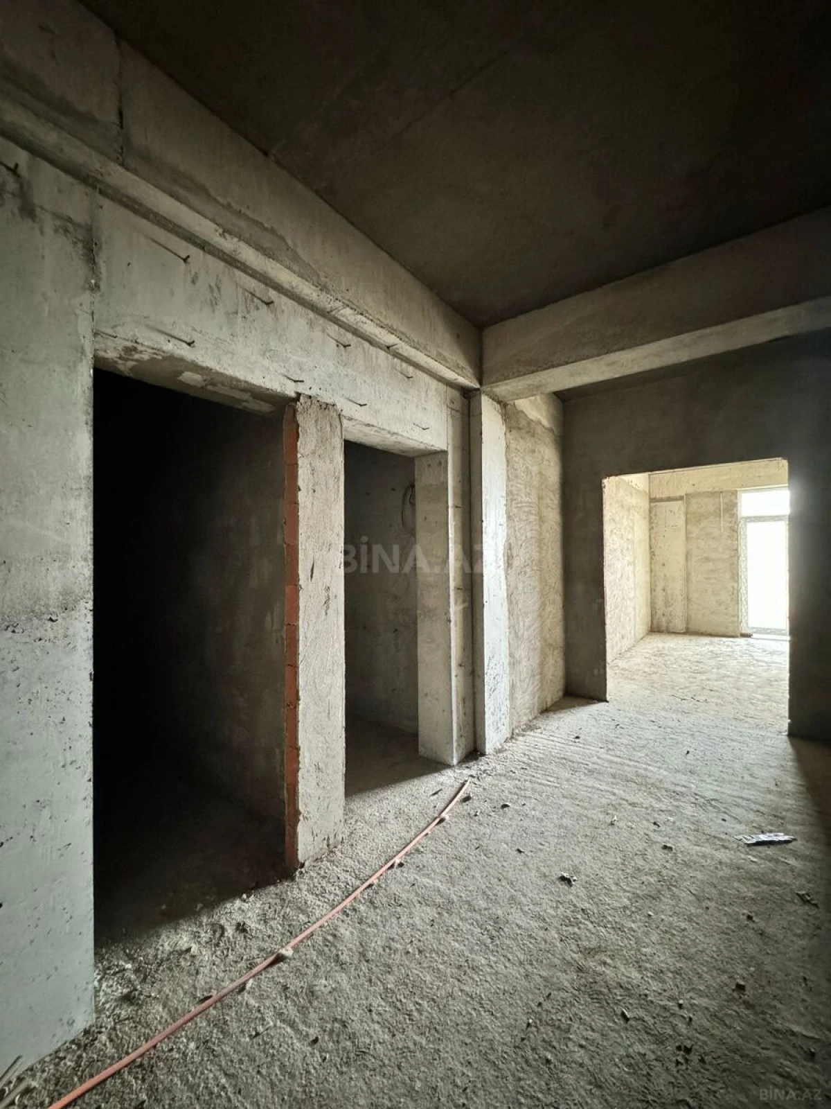 Satılır 2 otaqlı mənzil 68 m²