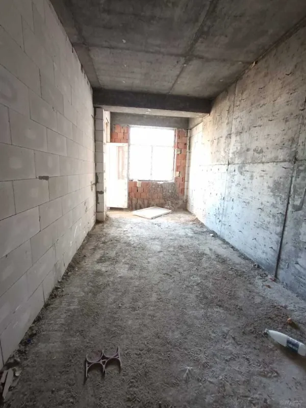 Satılır 2 otaqlı mənzil 68 m²