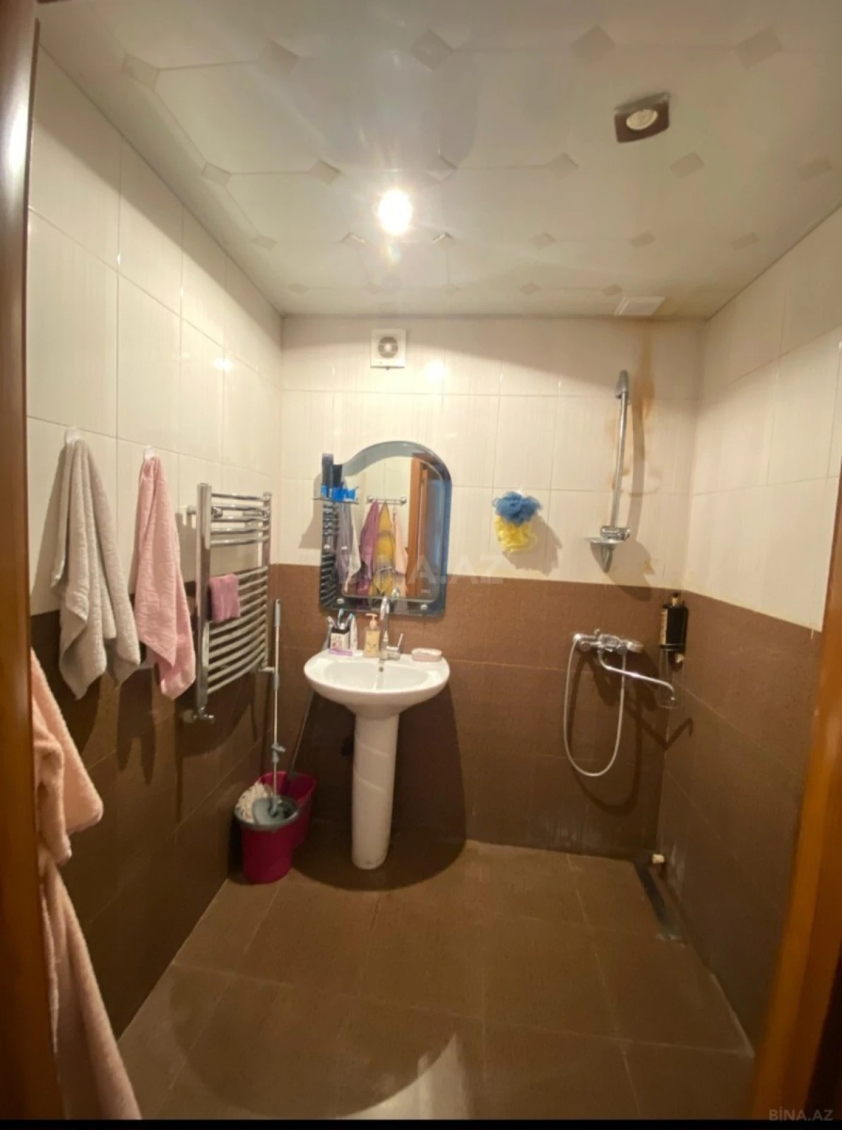 Satılır 4 otaqlı mənzil 100 m²