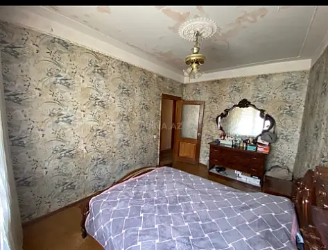 Satılır 4 otaqlı mənzil 100 m²