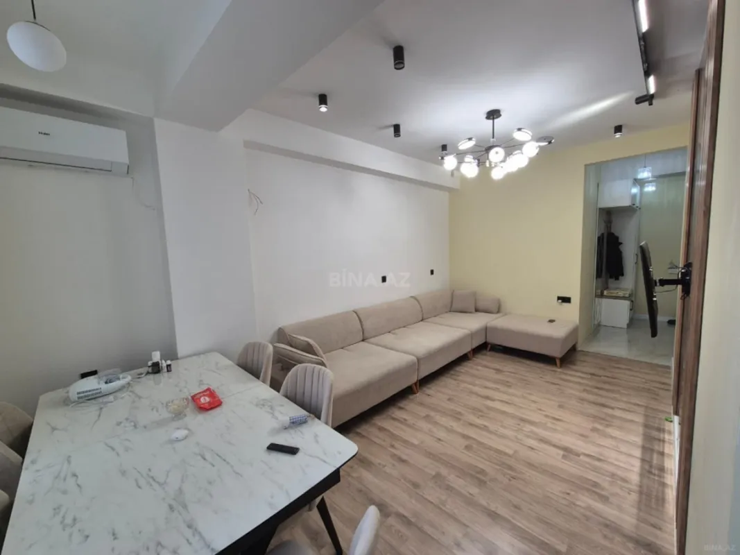 Satılır 2 otaqlı mənzil 58 m²