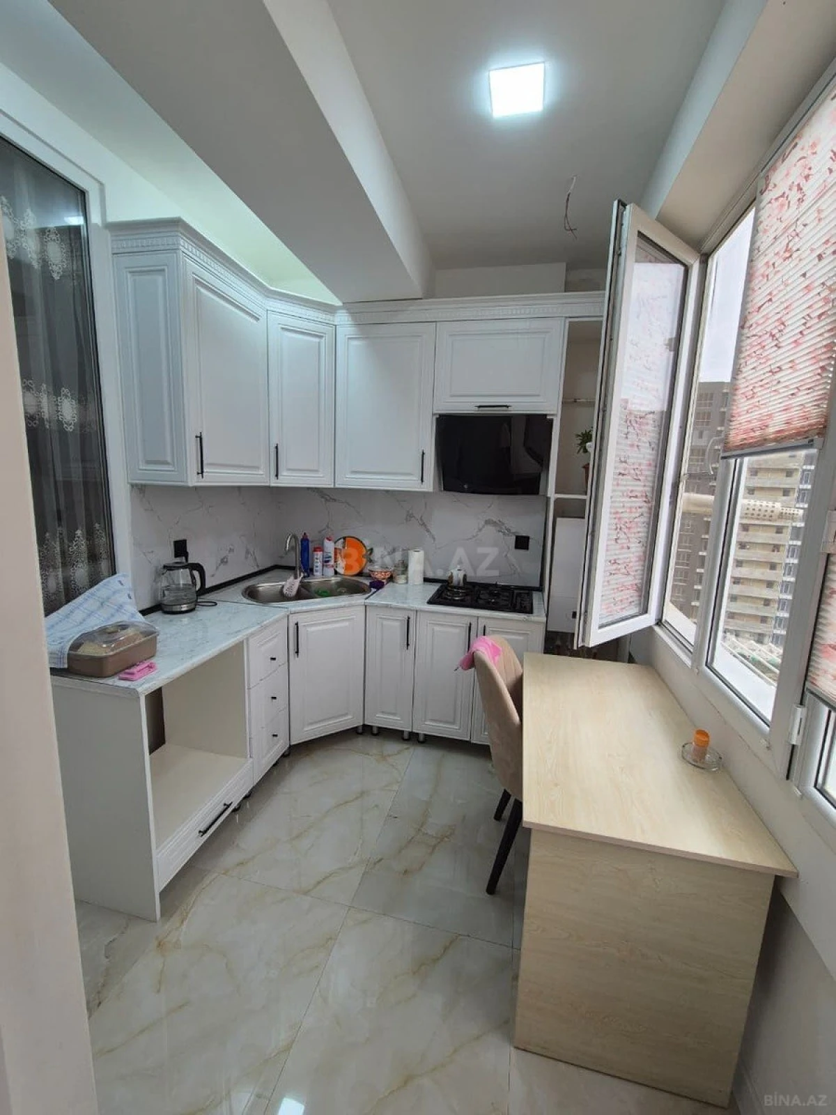 Satılır 2 otaqlı mənzil 58 m²