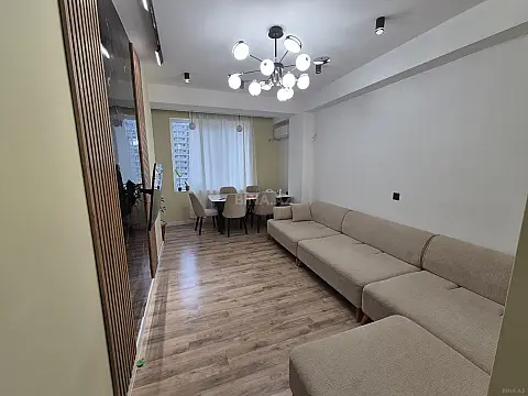 Satılır 2 otaqlı mənzil 58 m²