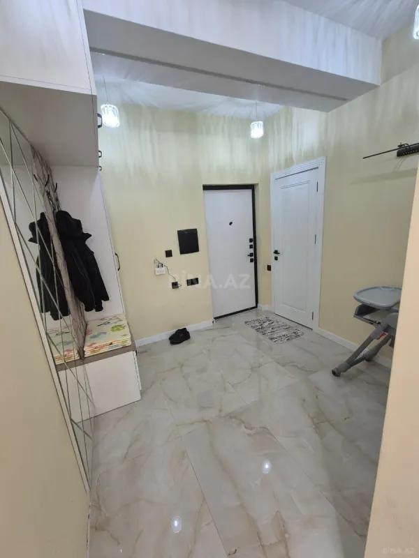 Satılır 2 otaqlı mənzil 58 m²