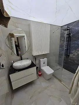 Satılır 2 otaqlı mənzil 58 m²