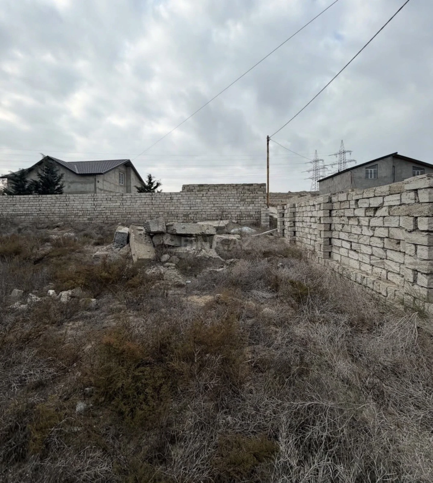 Satılır torpaq sahəsi 6 m²