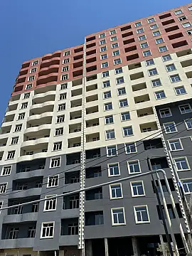 Satılır 3 otaqlı mənzil 142 m² — Xırdalan 3 otaq 142.00 m²
