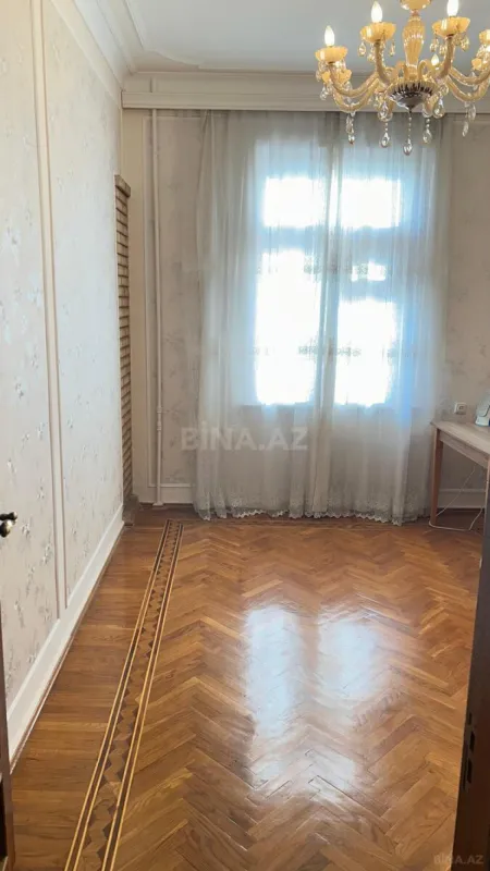 Satılır 3 otaqlı mənzil 90 m²