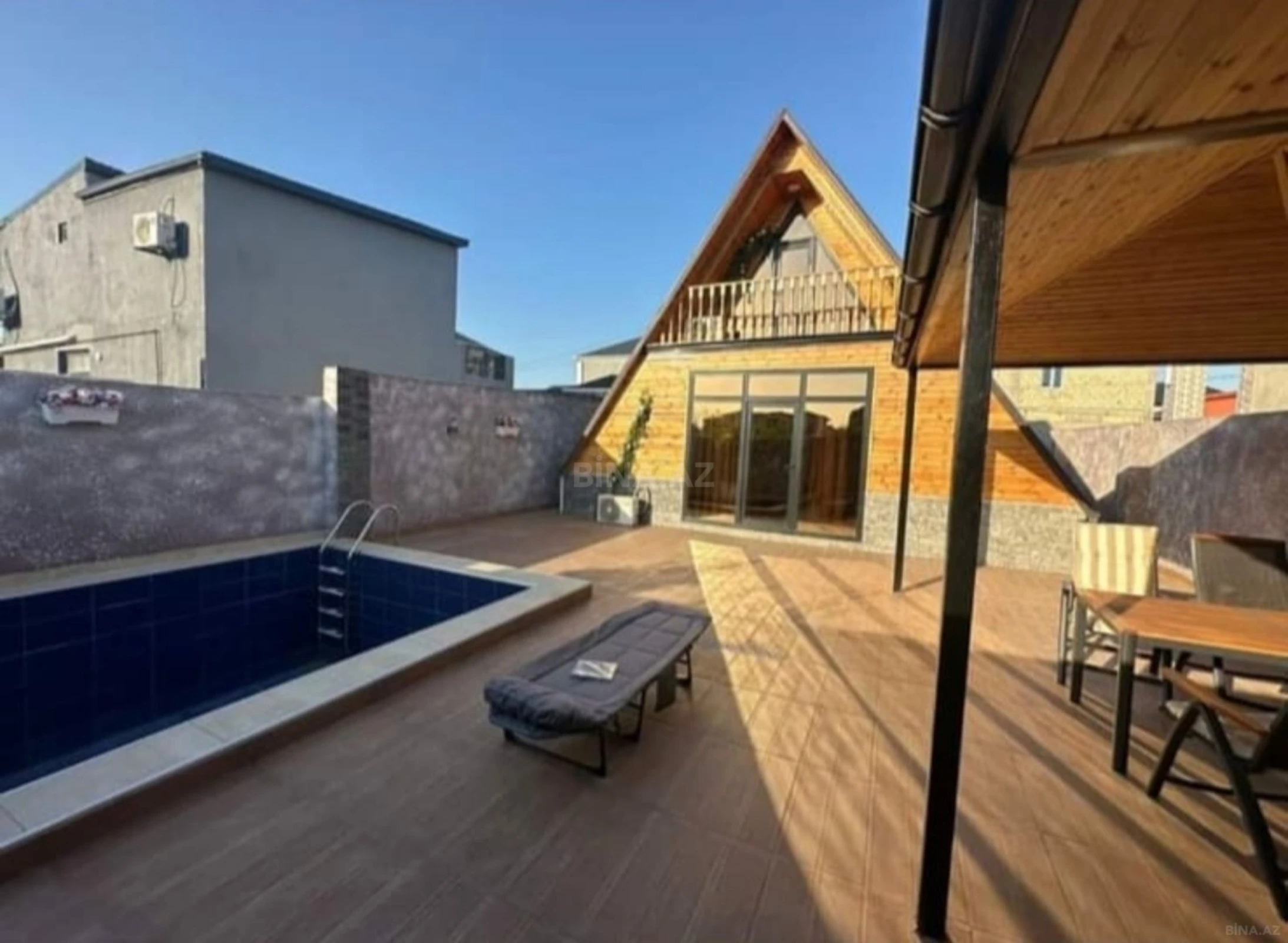 Kirayə verilir 2 otaqlı həyət evi 200 m²