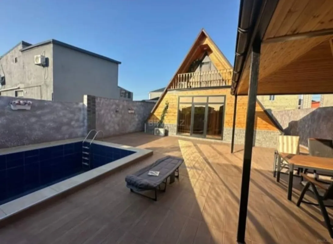 Kirayə verilir 2 otaqlı həyət evi 200 m²