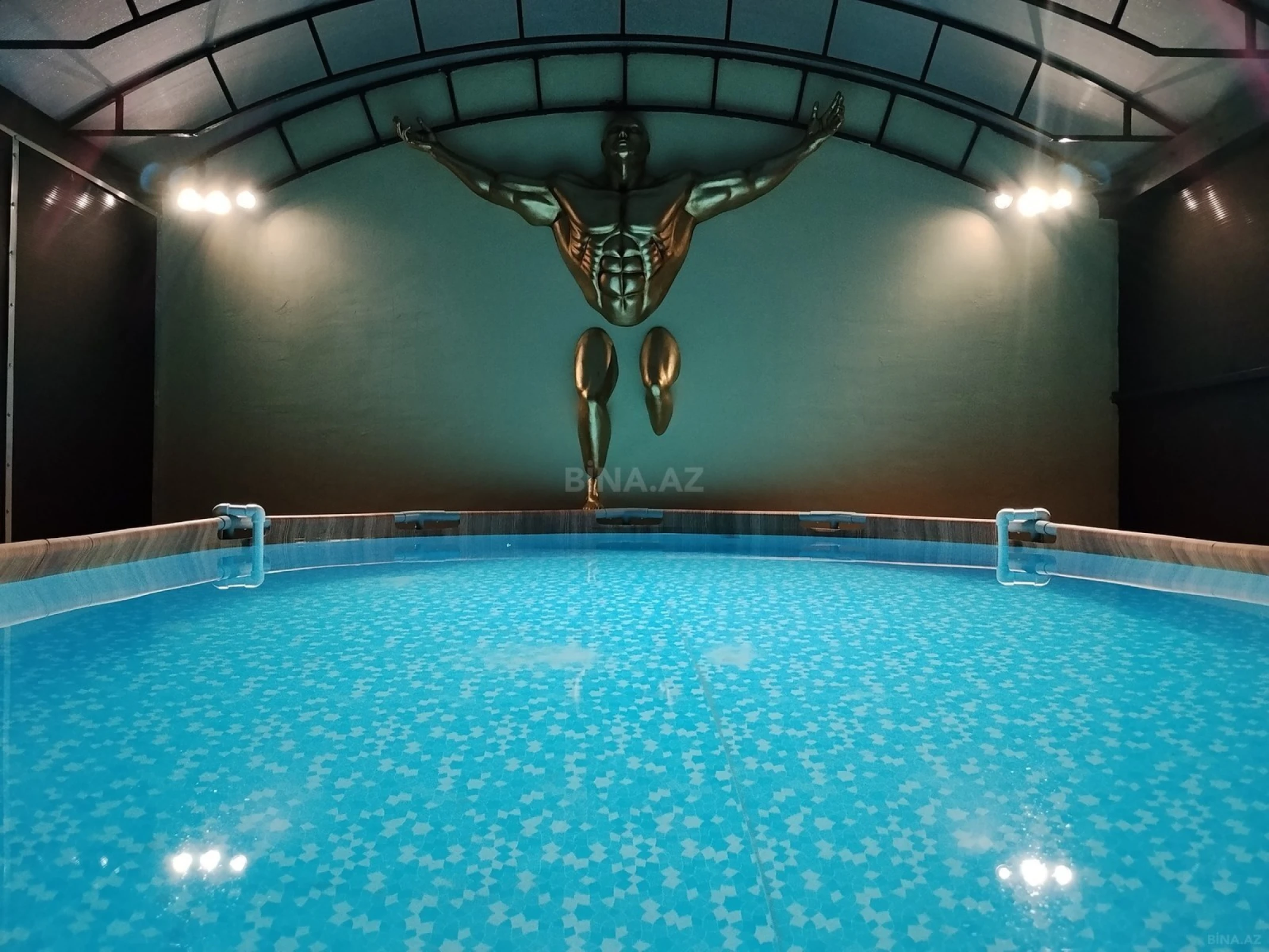 Kirayə verilir 2 otaqlı həyət evi 200 m²