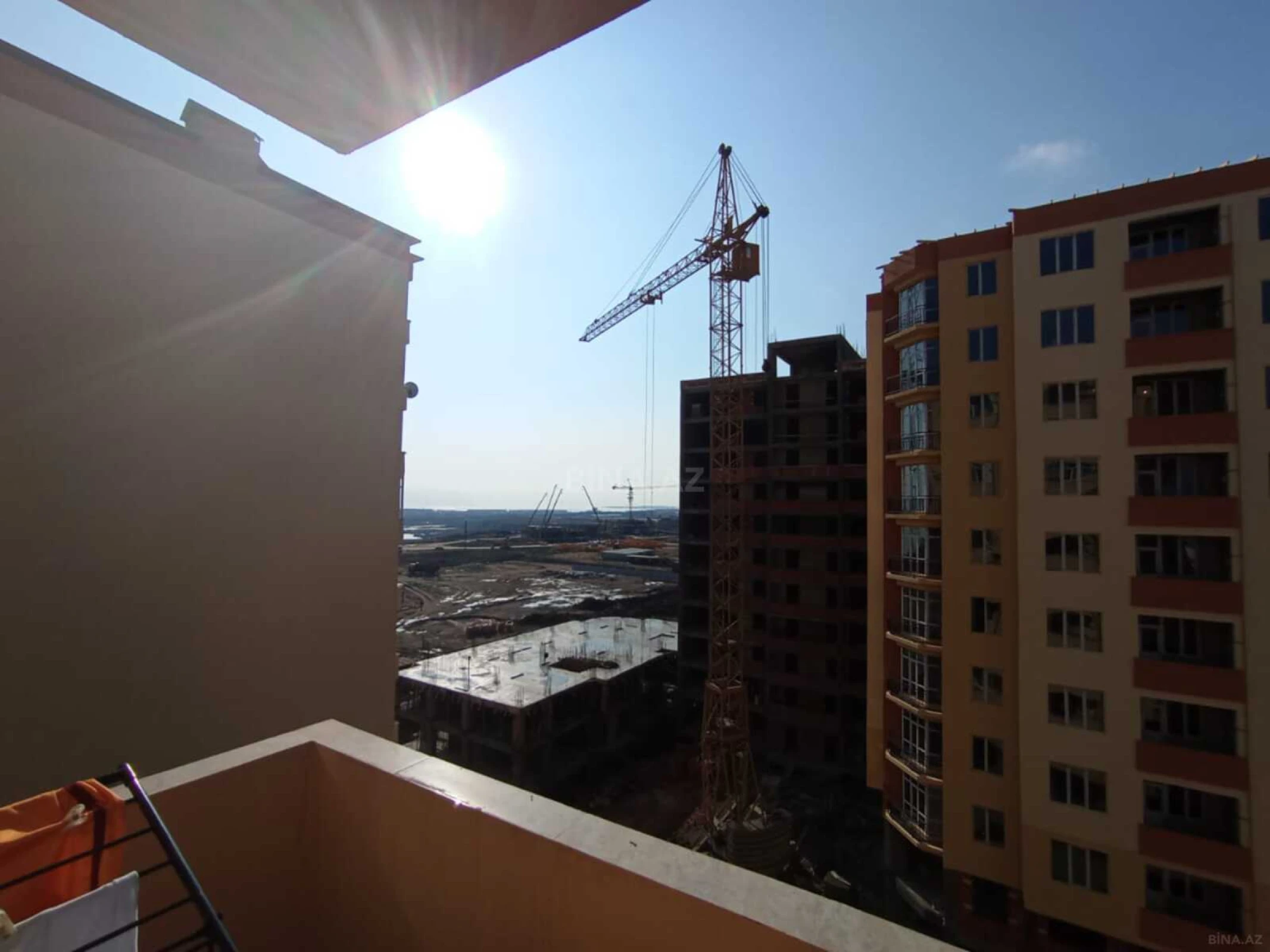 Satılır 2 otaqlı mənzil 68 m²