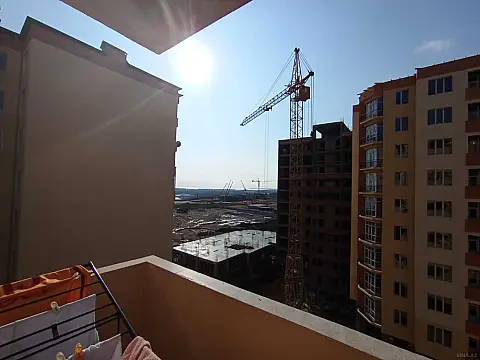 Satılır 2 otaqlı mənzil 68 m²