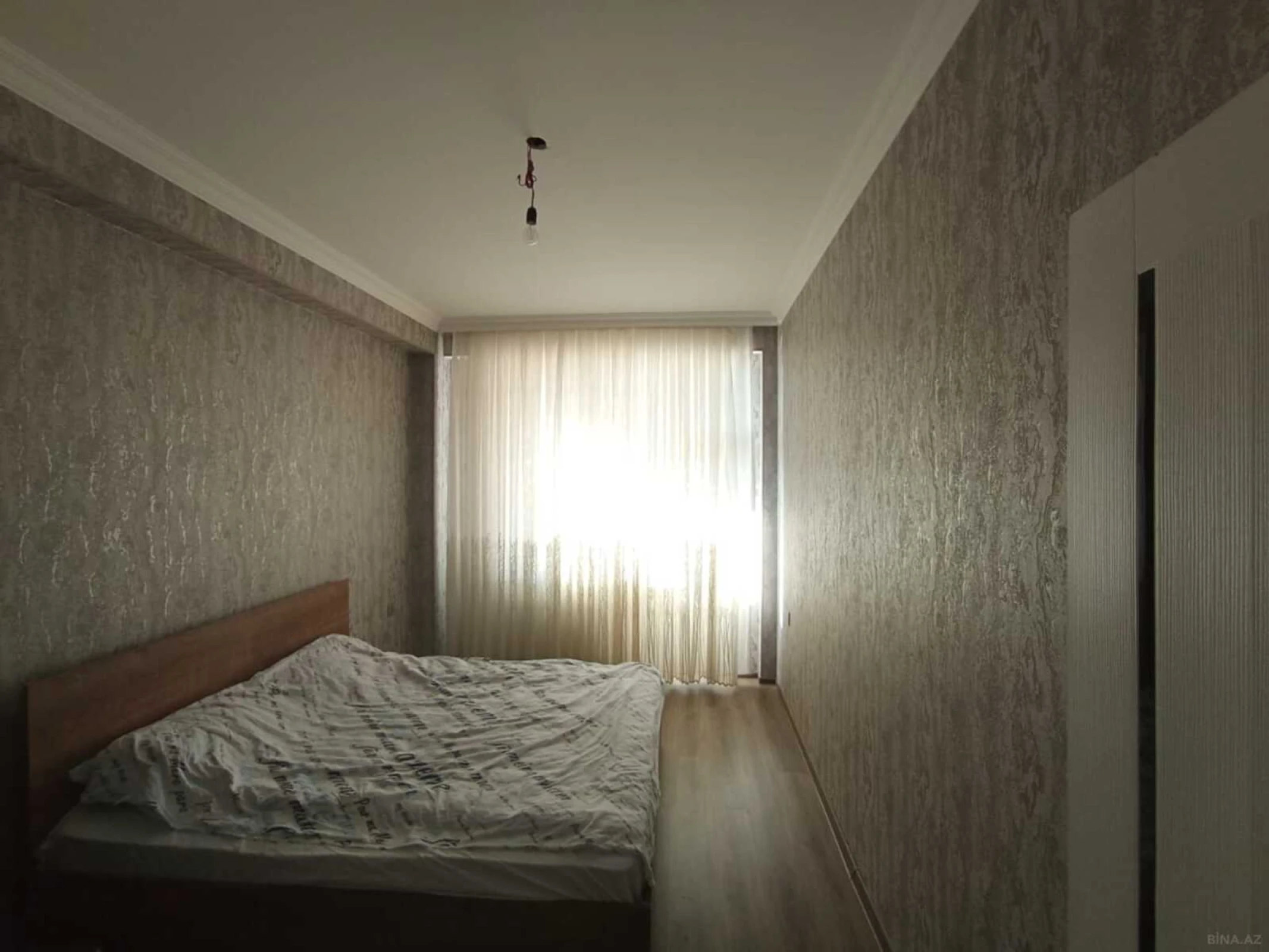 Satılır 2 otaqlı mənzil 68 m²