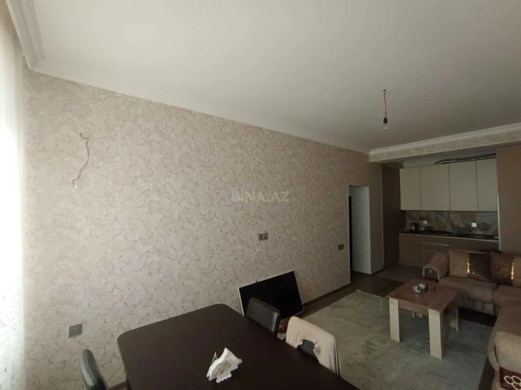 Satılır 2 otaqlı mənzil 68 m²