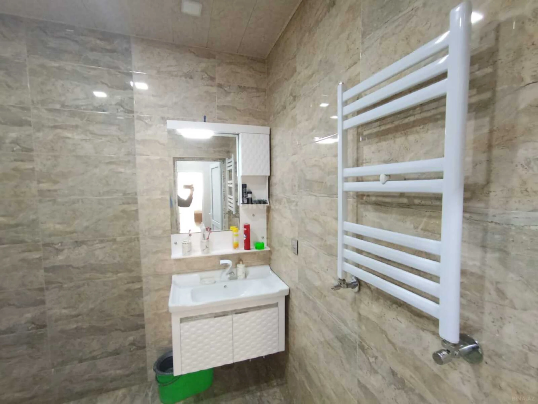 Satılır 2 otaqlı mənzil 68 m²