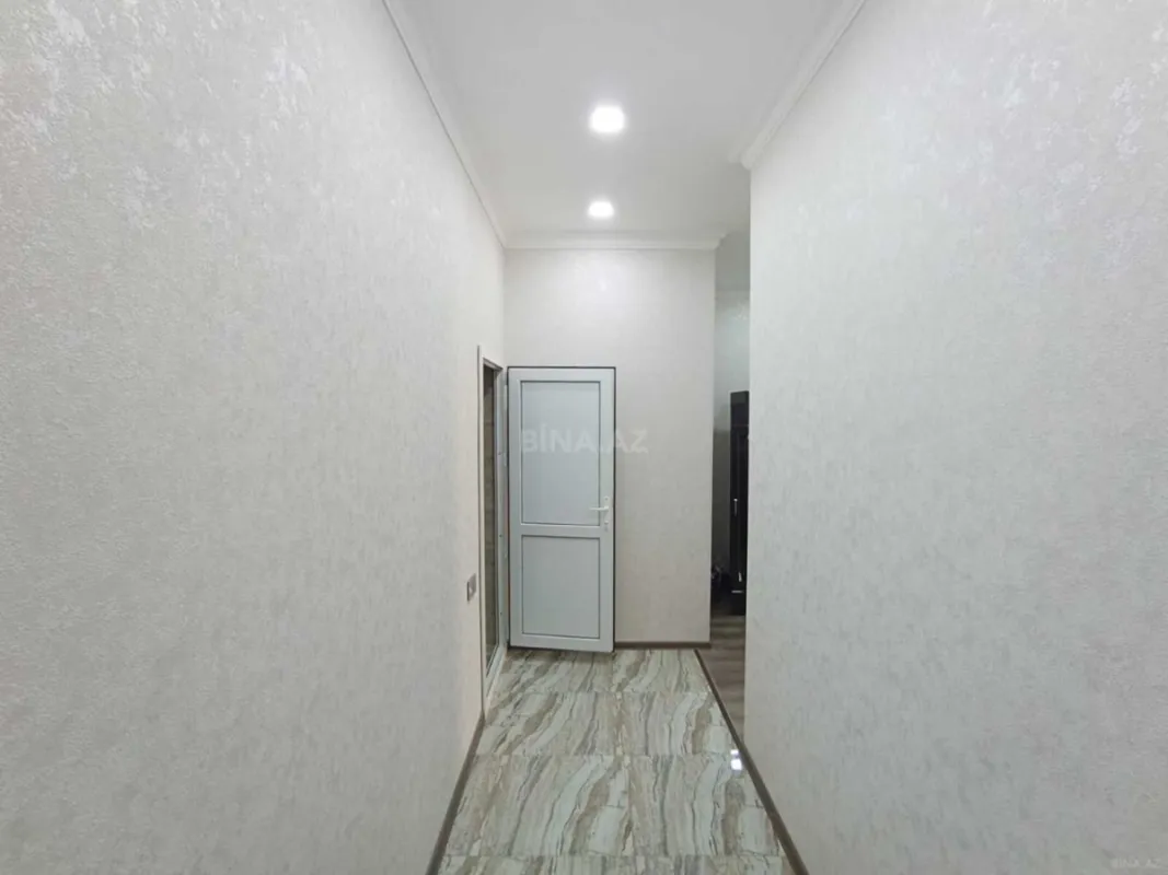 Satılır 2 otaqlı mənzil 68 m²