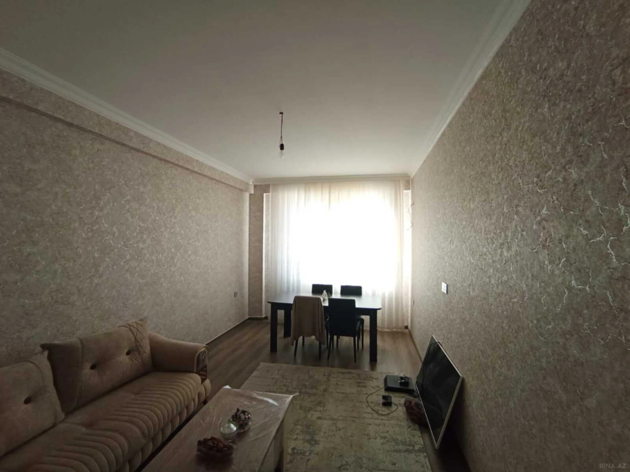 Satılır 2 otaqlı mənzil 68 m²