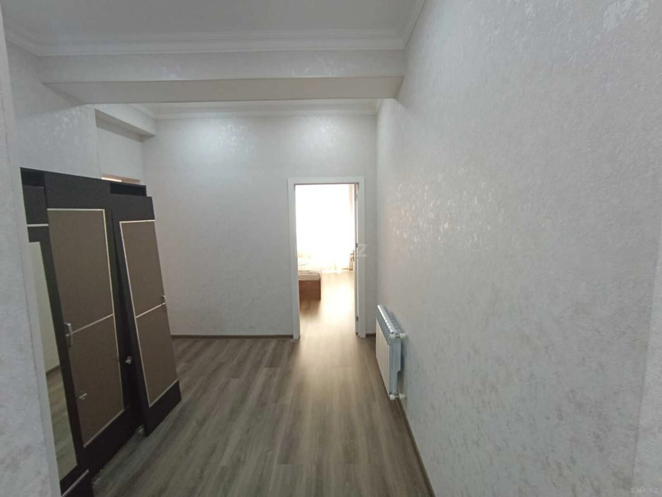 Satılır 2 otaqlı mənzil 68 m²