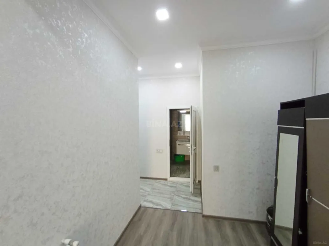 Satılır 2 otaqlı mənzil 68 m²