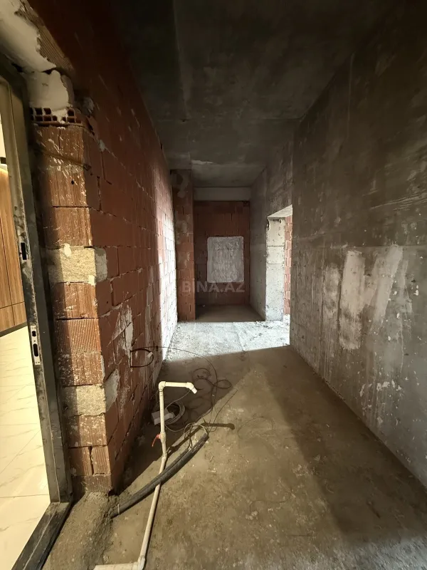 Satılır 3 otaqlı mənzil 97.4 m²