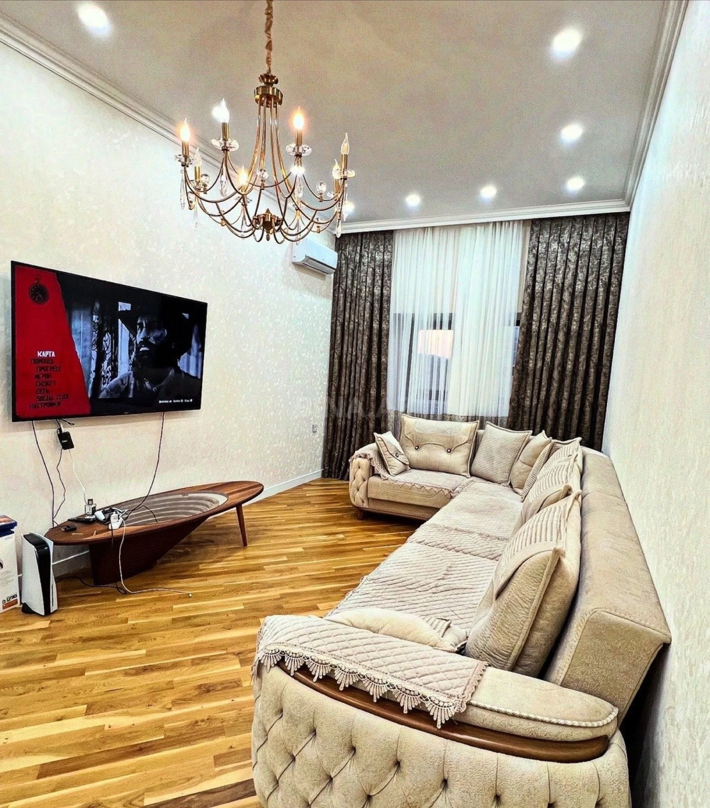 Satılır 3 otaqlı mənzil 140 m²