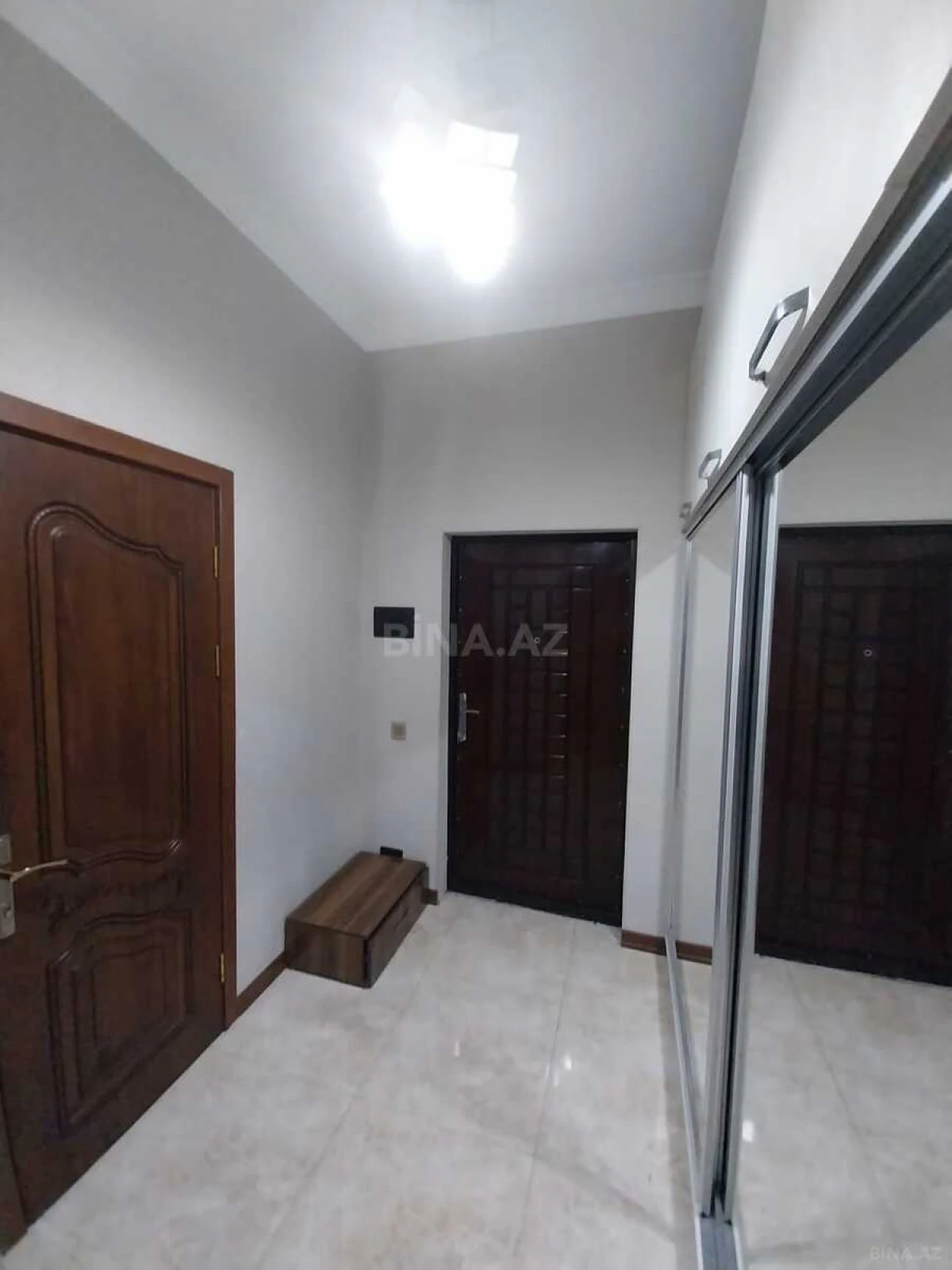 Satılır 2 otaqlı mənzil 58 m²