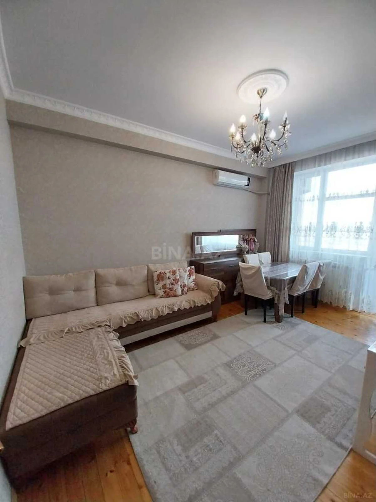 Satılır 2 otaqlı mənzil 58 m²