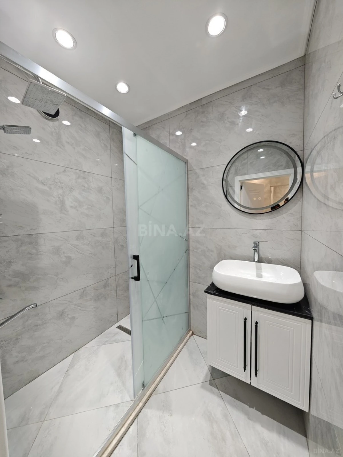 Satılır 3 otaqlı mənzil 60 m²