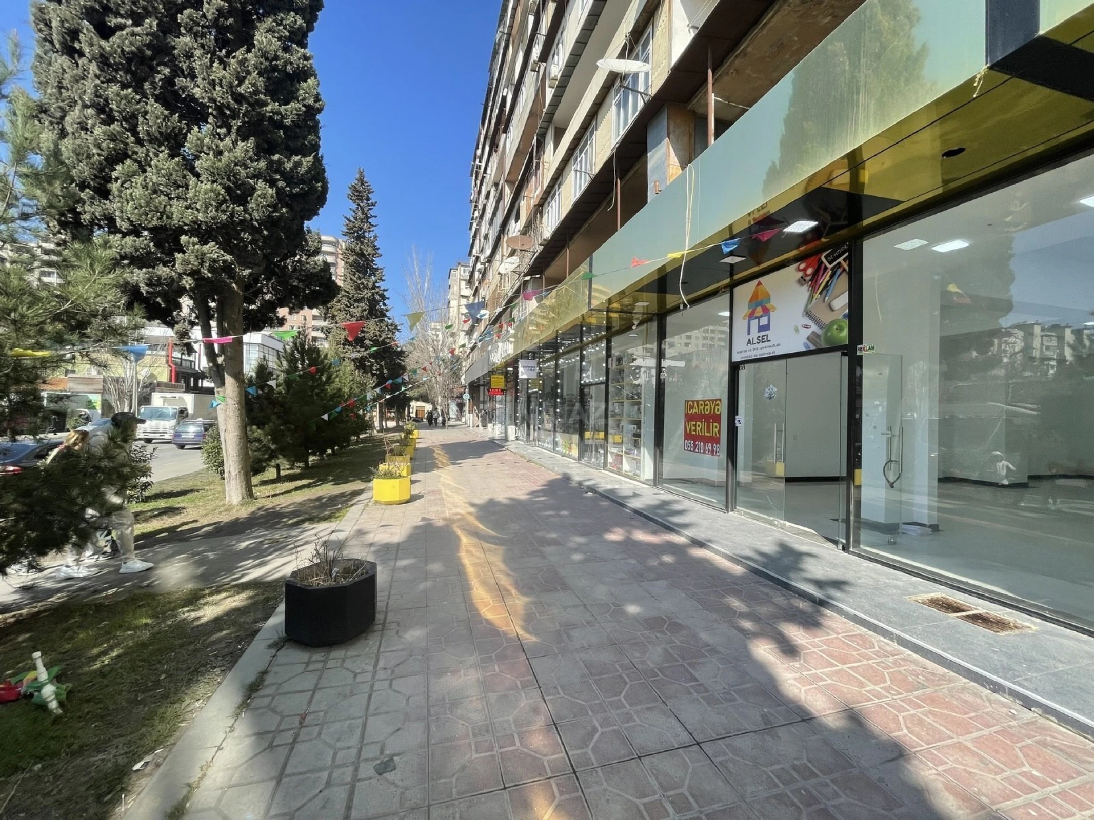 Kirayə verilir obyekt 90 m²