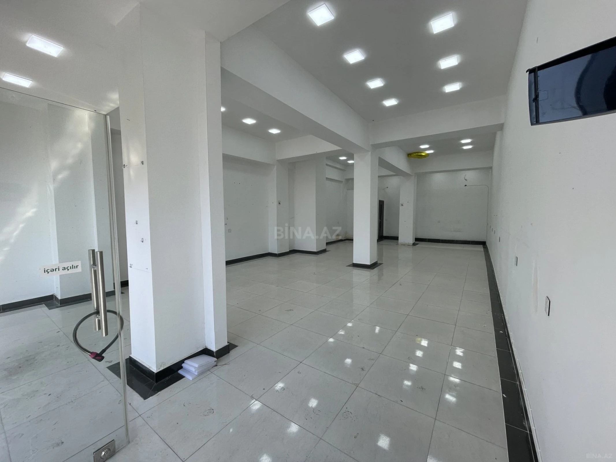 Kirayə verilir obyekt 90 m²