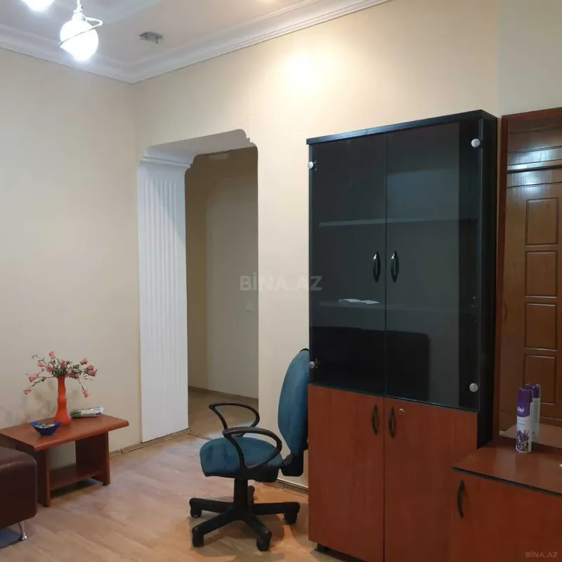 Kirayə verilir 3 otaqlı ofis 100 m²