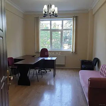 Kirayə verilir 3 otaqlı ofis 100 m²