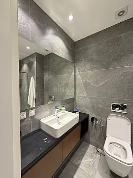 Kirayə verilir 2 otaqlı mənzil 95 m²