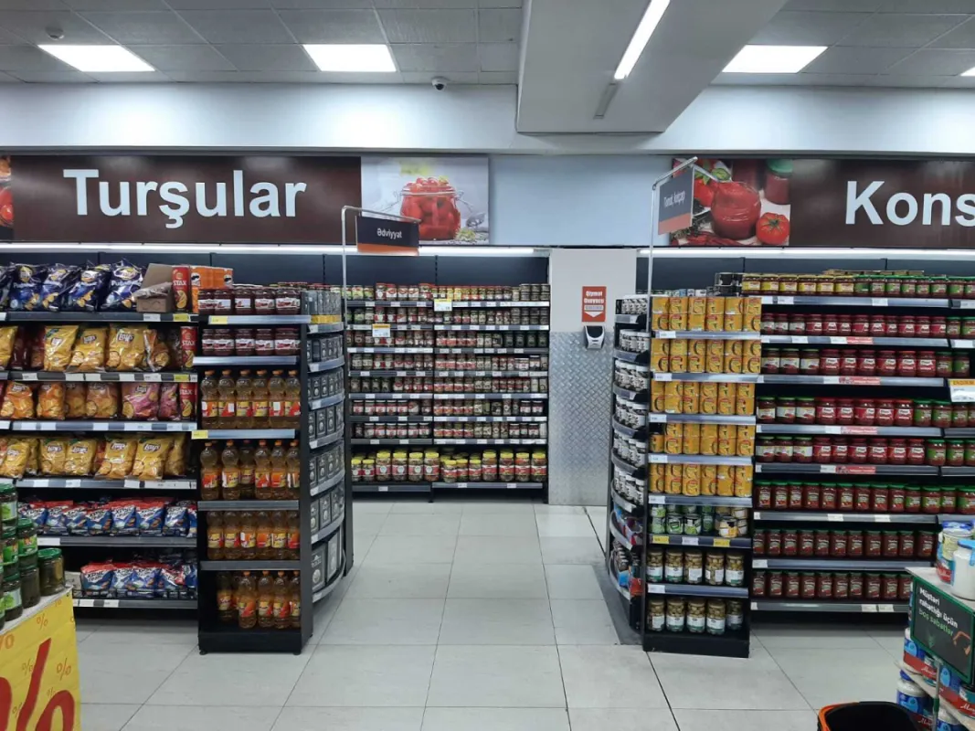 Satılır obyekt 2100 m²