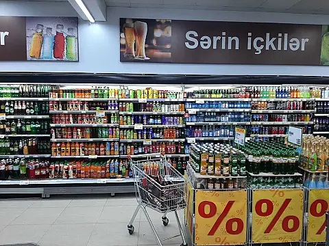 Satılır obyekt 2100 m²